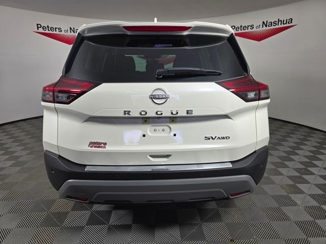 Used 2023 Pearl White Nissan SV image 28