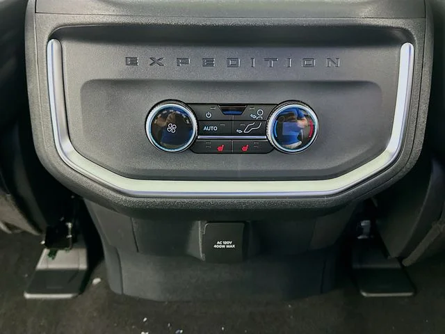 New 2026 Ford Expedition Platinum