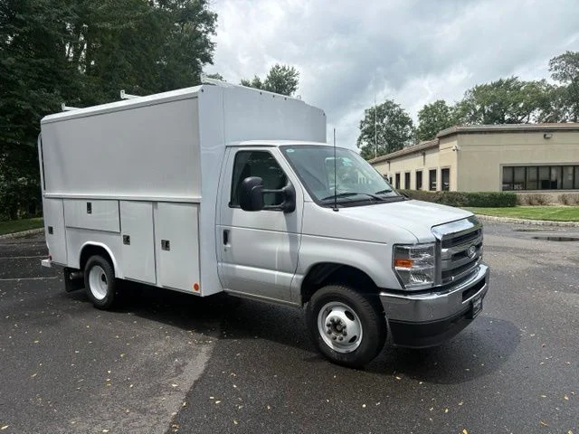 2026 Ford E-Series Cutaway Base - Photo 32