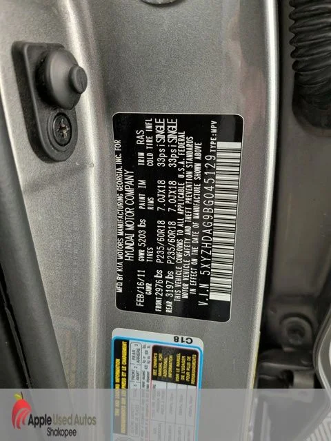 Used 2011 Gray Hyundai SE image 43