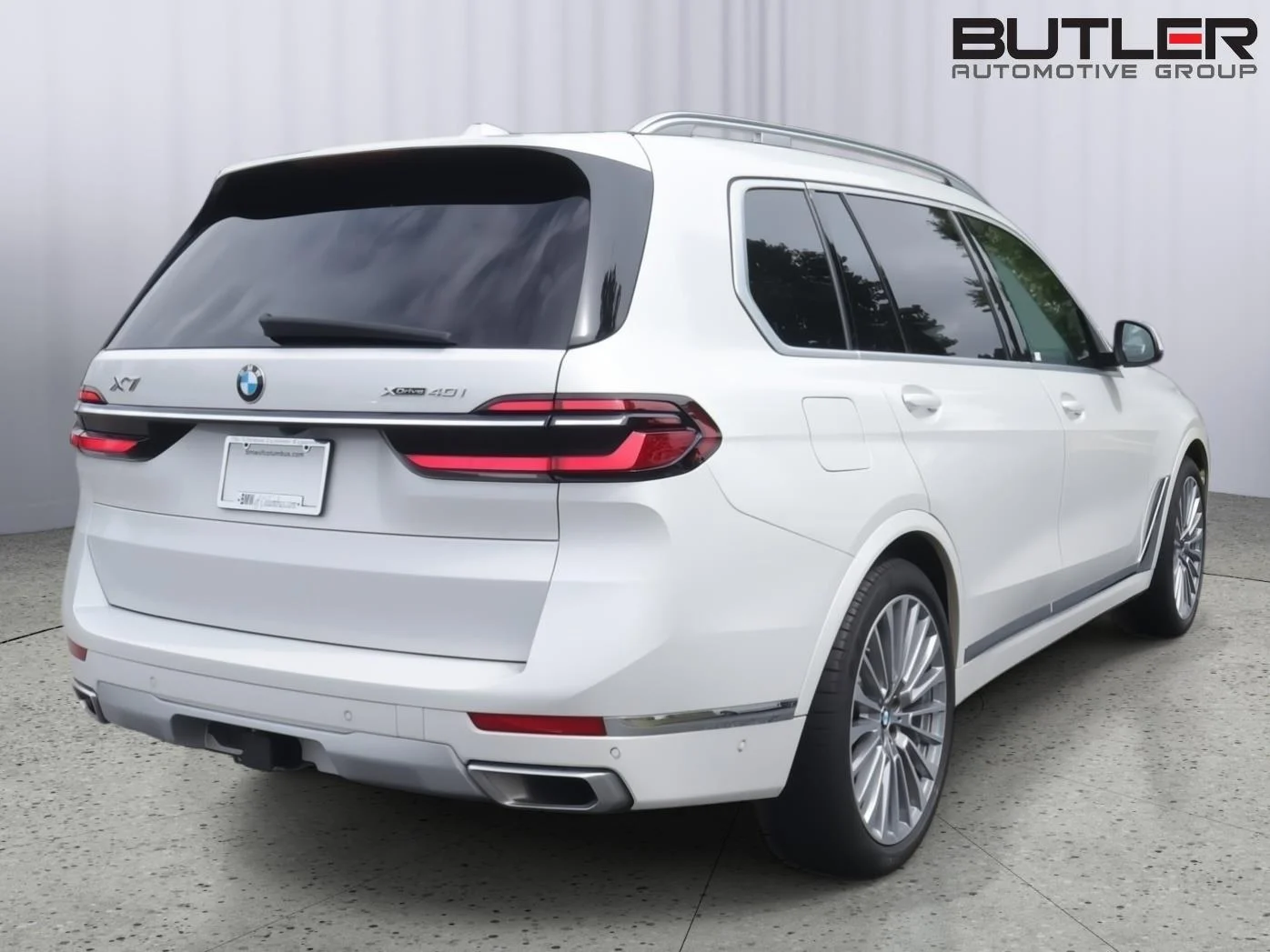 Certified Used 2024 Mineral White Metallic BMW xDrive40i image 6