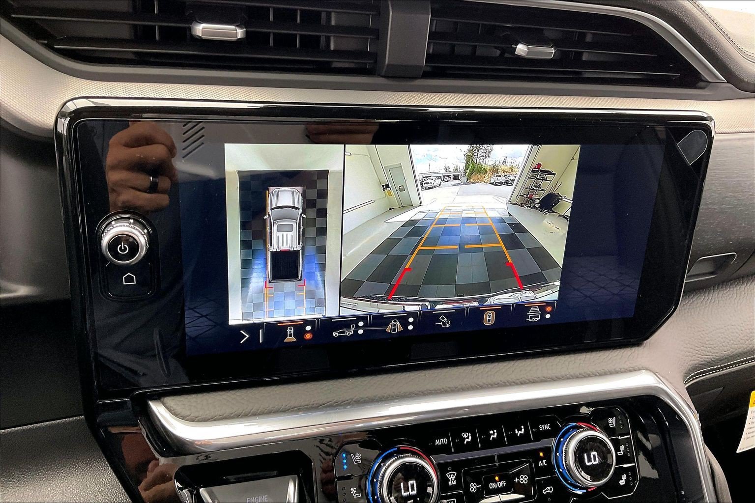 2026 GMC Sierra 1500 Denali - Photo 13