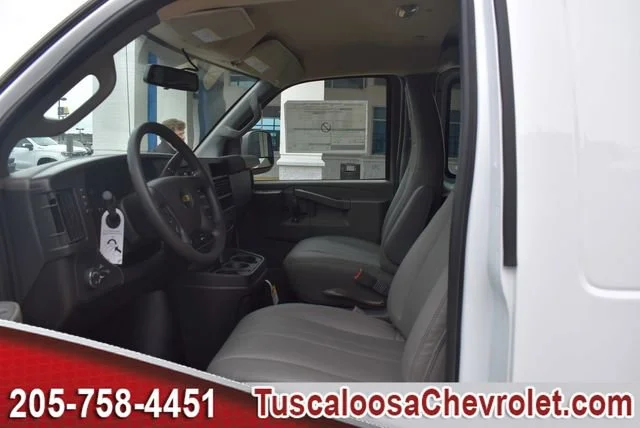 2025 Chevrolet Express Cargo Work Van - Photo 16