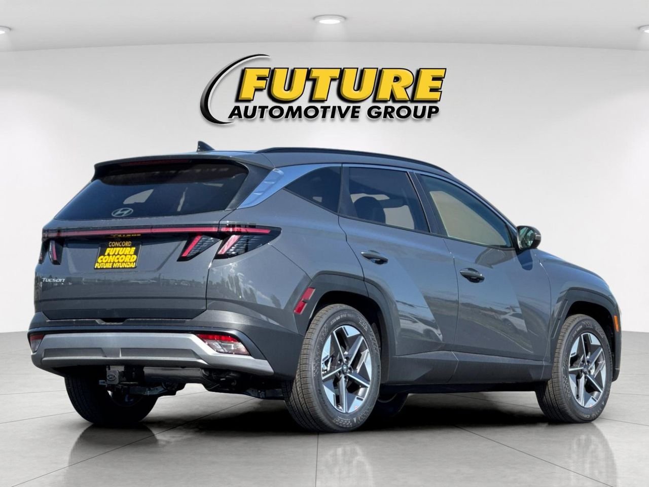 New 2026 Gray Hyundai SEL Premium FWD image 3