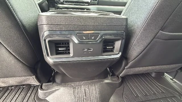 2026 GMC Sierra 1500 SLT - Photo 25