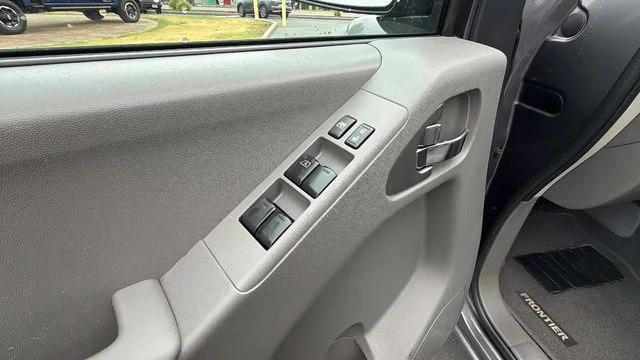 Used 2020 Gray Nissan SV image 20