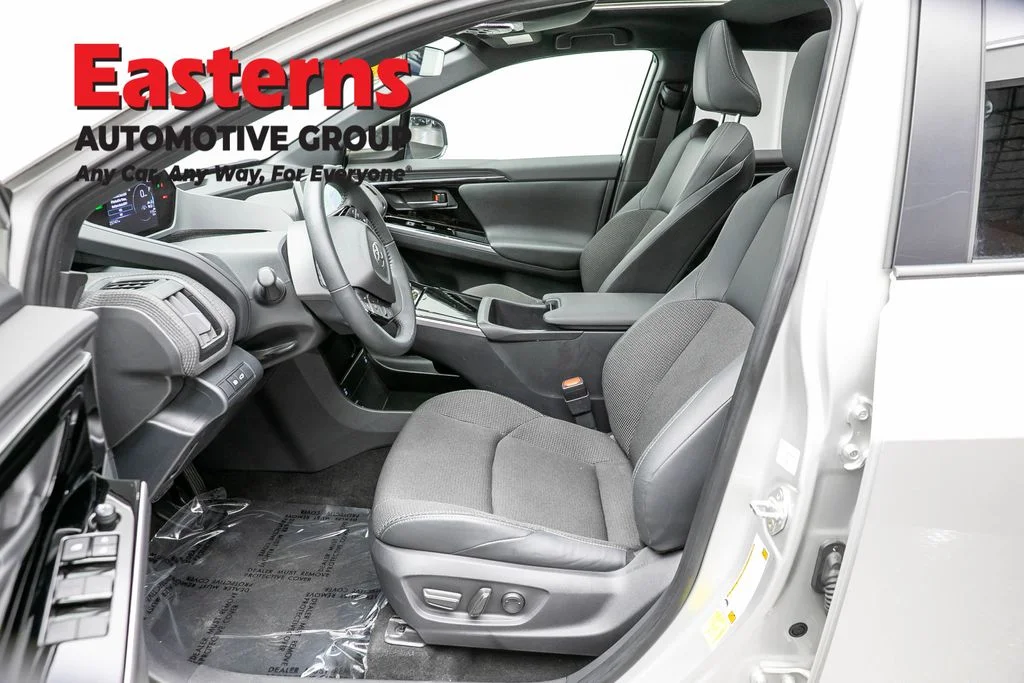 Used 2024 Silver Toyota XLE image 14