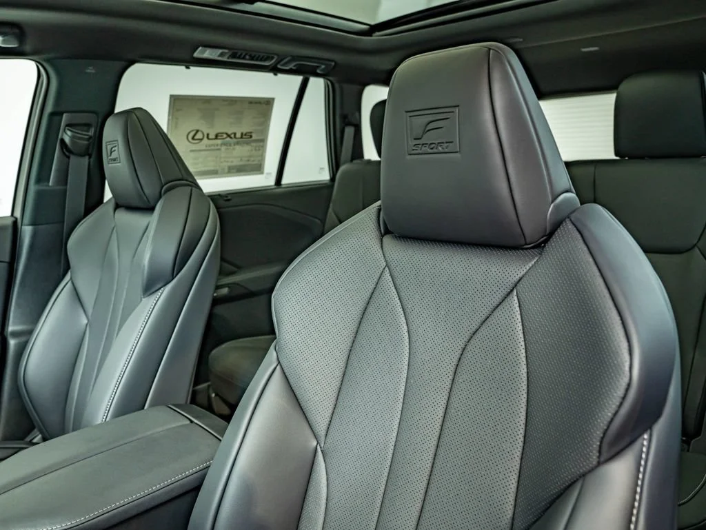 New 2026 Wind Chill Pearl Lexus F SPORT HANDLING AWD image 32