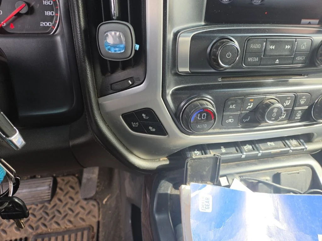 Used 2015 Black GMC SLT image 6