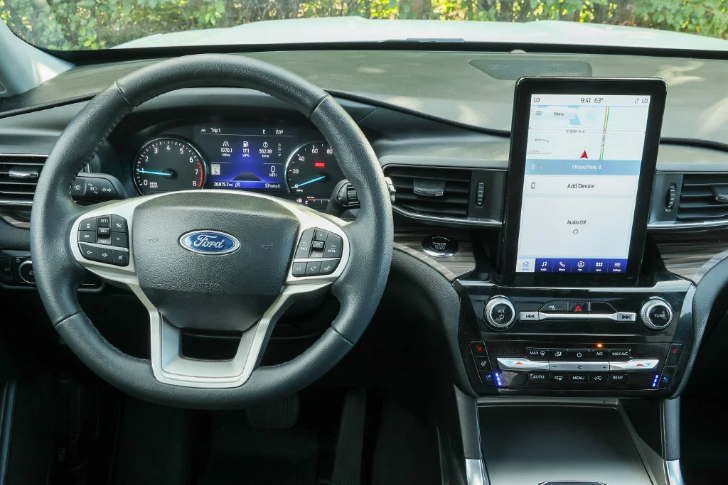 Certified Used 2023 White Ford Limited image 8