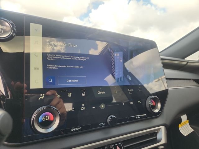 New 2026 Eminent White Pearl Lexus PREMIUM image 18