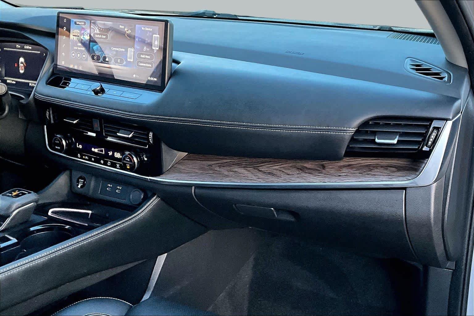 Used 2024 Boulder Gray Pearl Nissan Platinum image 19