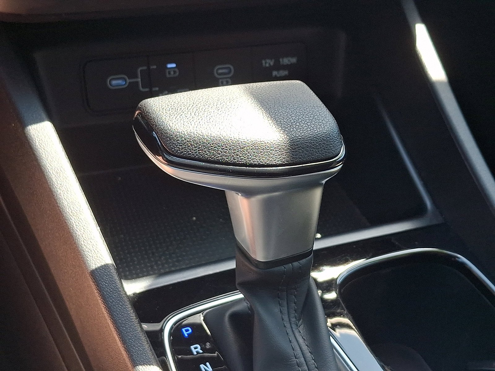 2025 Hyundai Tucson SE - Photo 14