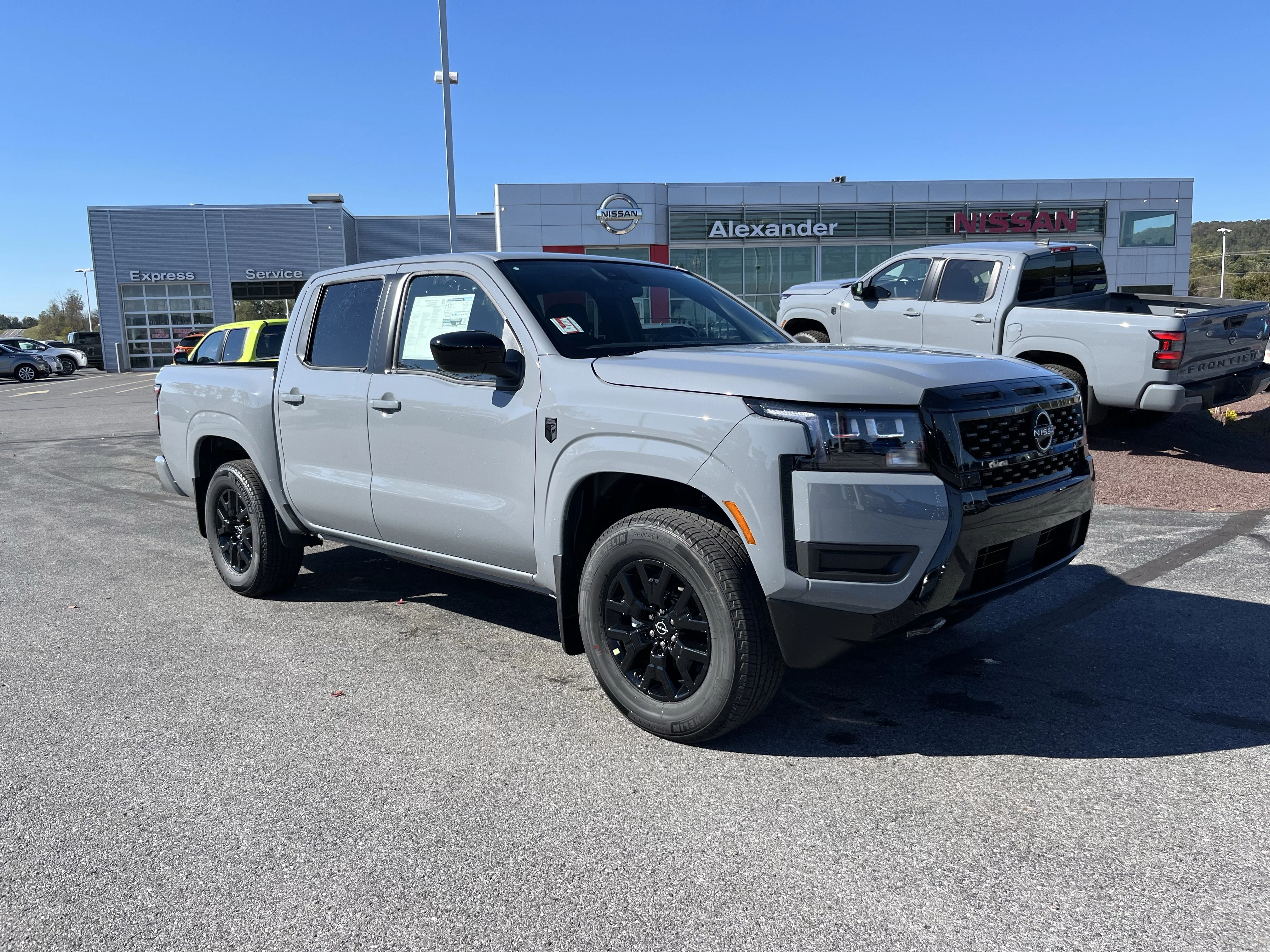 2026 Nissan Frontier SV Crew Cab 4X4 SWB's photo