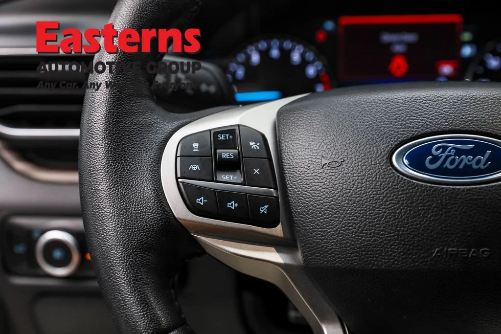 Used 2024 Silver Ford Limited image 15