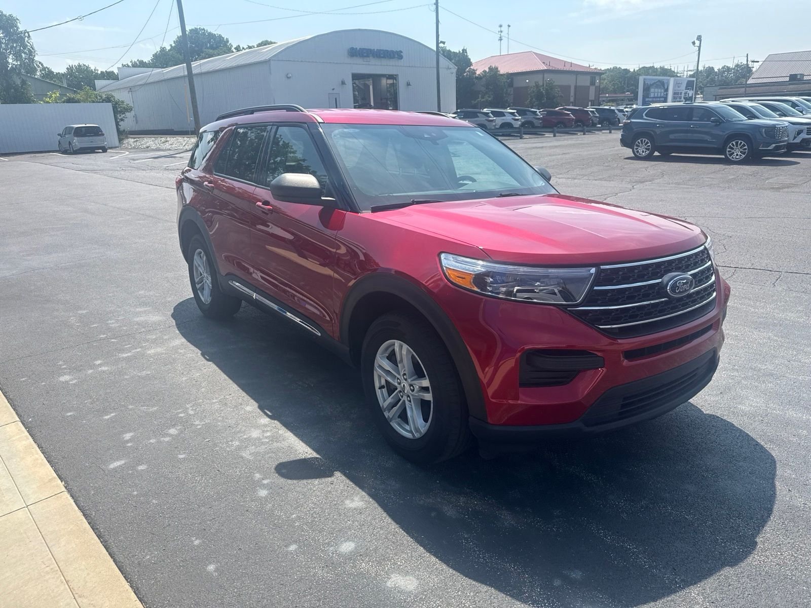 Used 2024 Red Ford XLT image 10