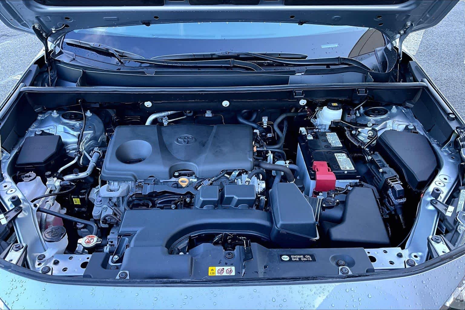 2025 Toyota RAV4 XLE - Photo 58