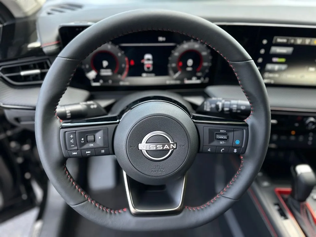2025 Nissan Kicks SR AWD - Photo 28