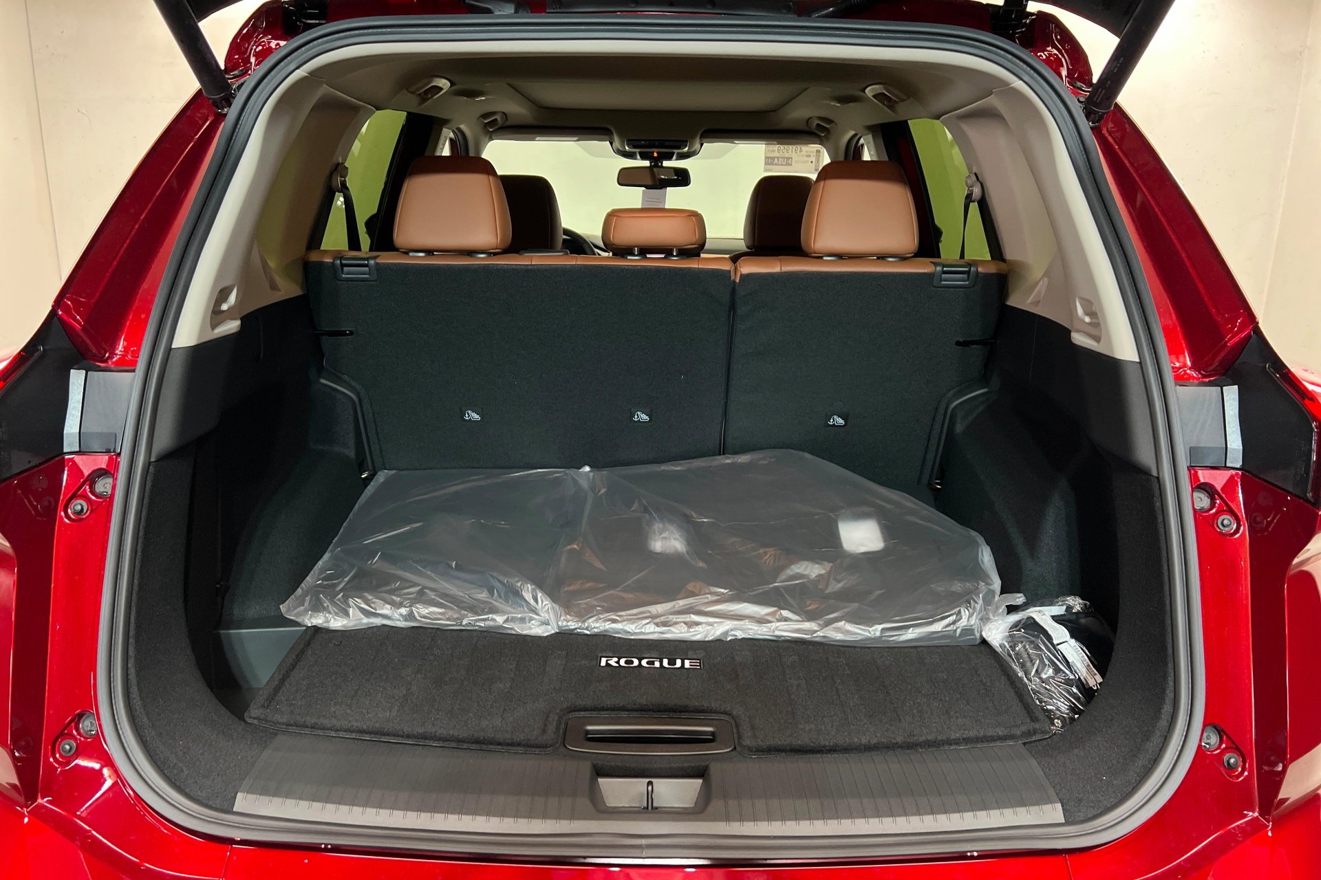 New 2026 Scarlet Ember Tintcoat Nissan Platinum image 27