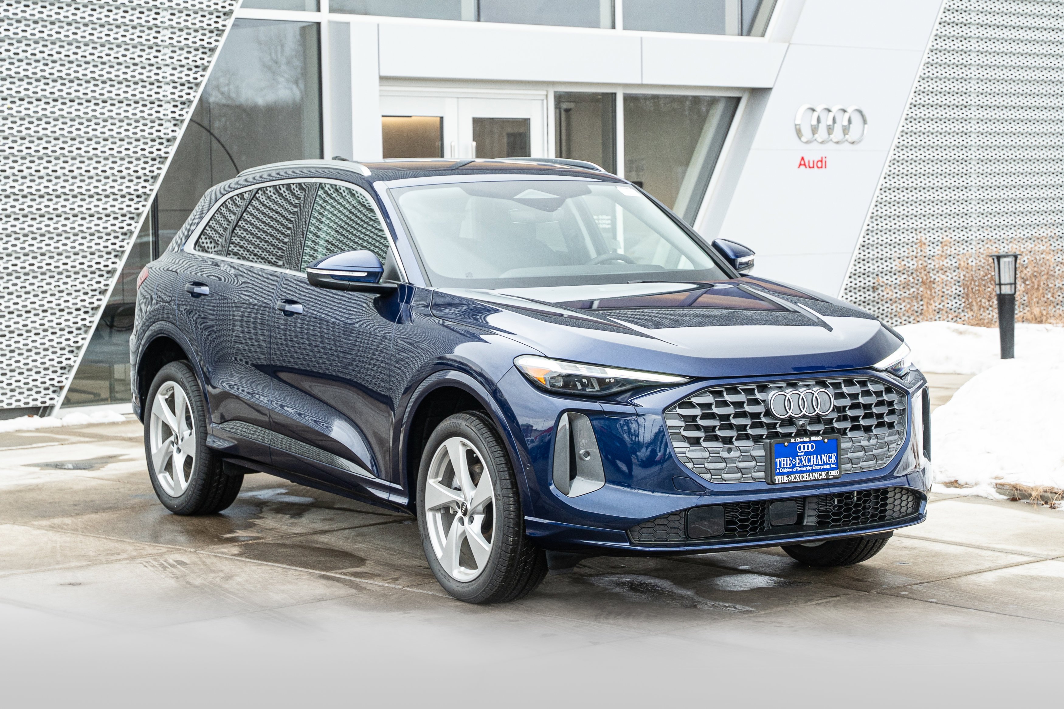 2025 Audi Q5 Premium Plus - Photo 2