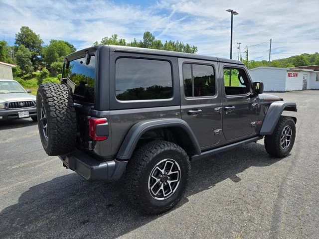 Used 2025 Gray Jeep Rubicon image 8