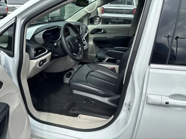 Used 2024 White Chrysler Touring L image 16