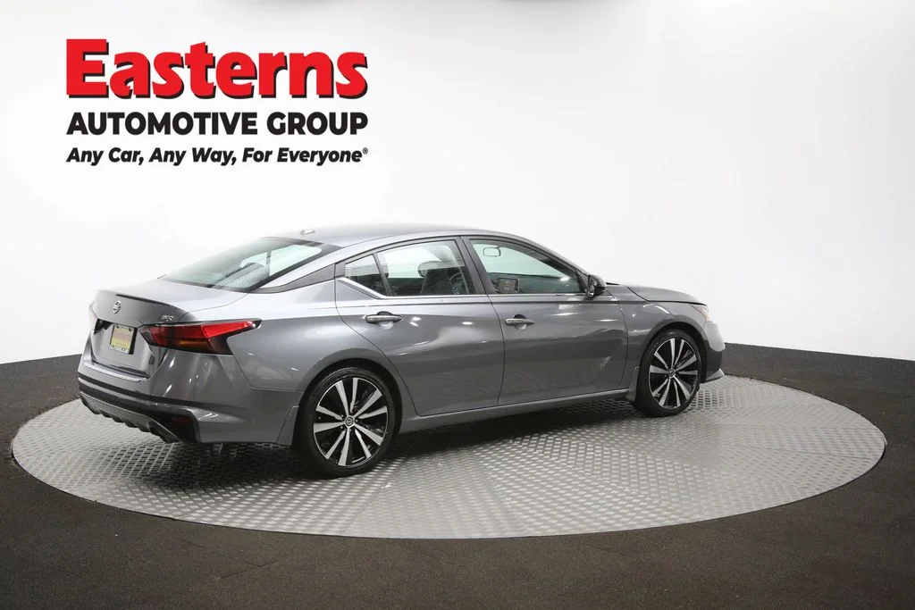 Used 2022 Gray Nissan 2.5 SR image 39