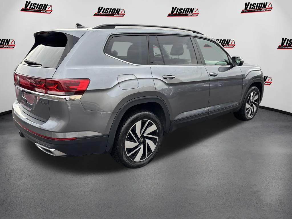 Used 2024 Silver Volkswagen 2.0T SE w/Technology image 6