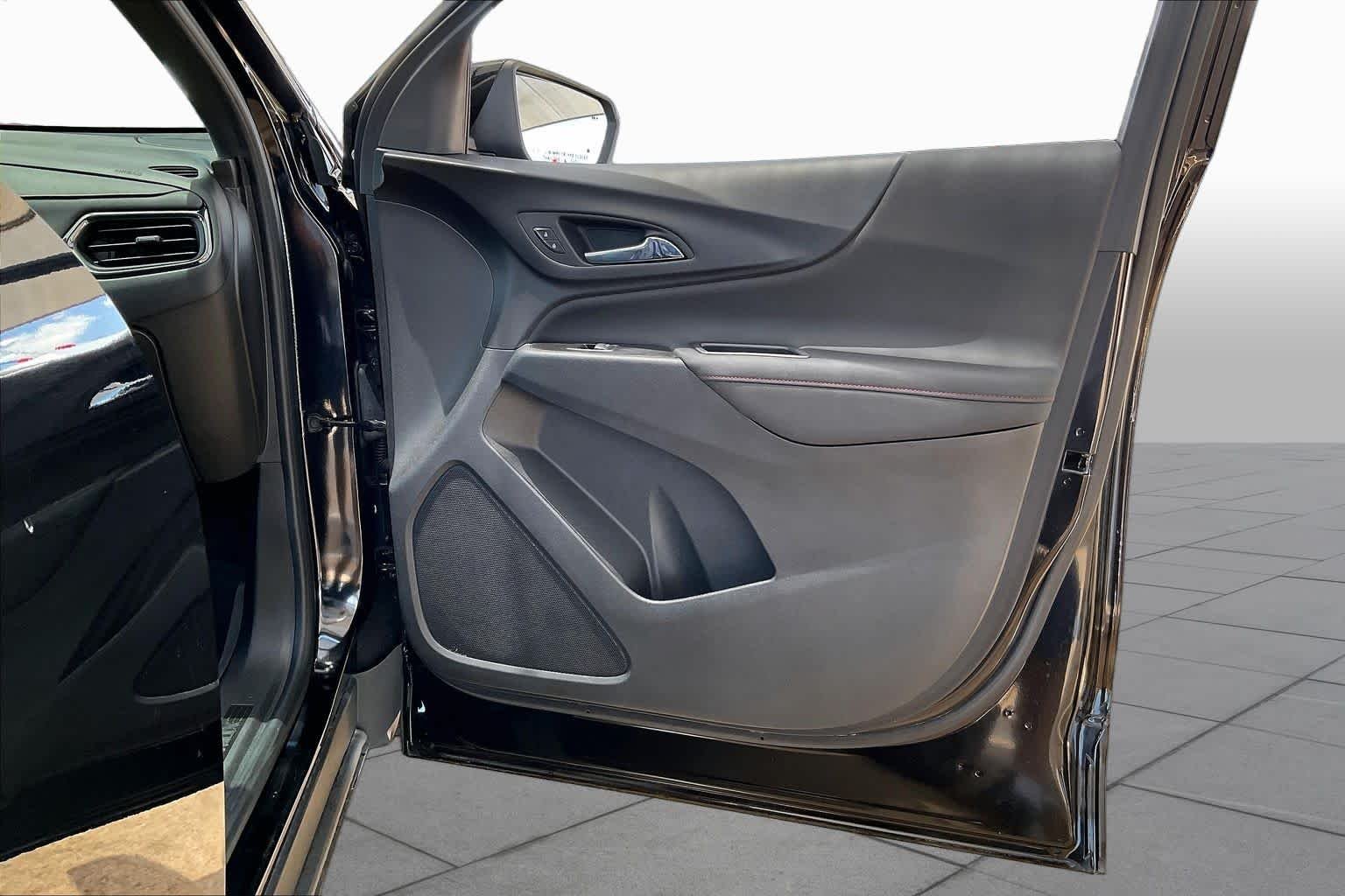 2022 Chevrolet Equinox RS - Photo 22