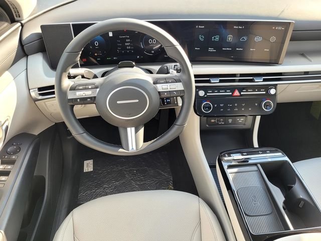 Certified Used 2025 Gray Hyundai SEL Convenience image 23
