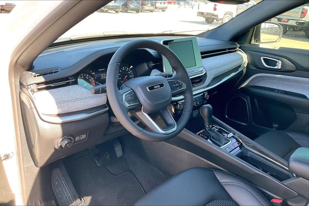 New 2026 Jeep Compass Latitude 4D Sport Utility