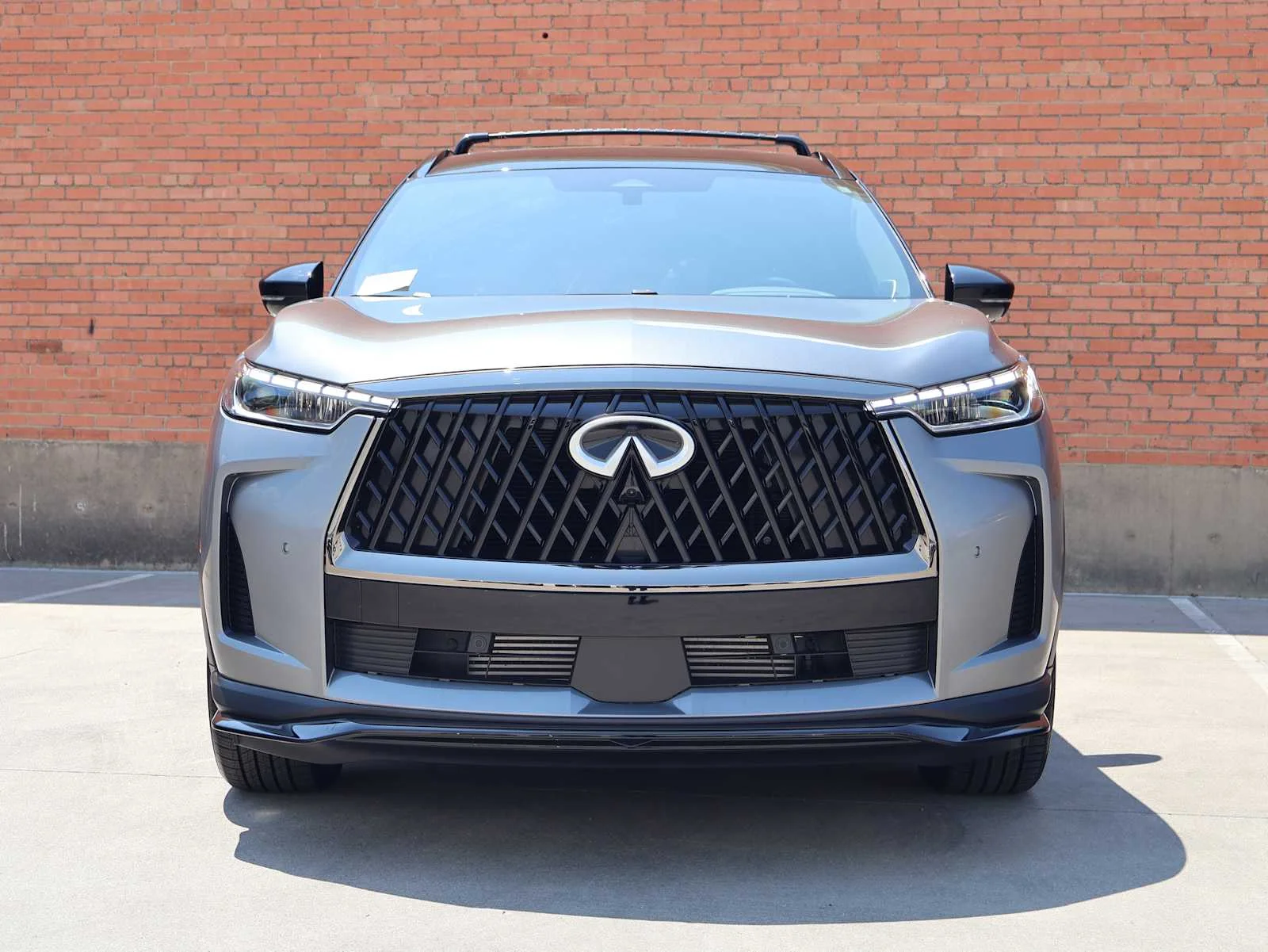 Certified Used 2027 Graphite Shadow/Black Obsidian INFINITI SPORT image 2