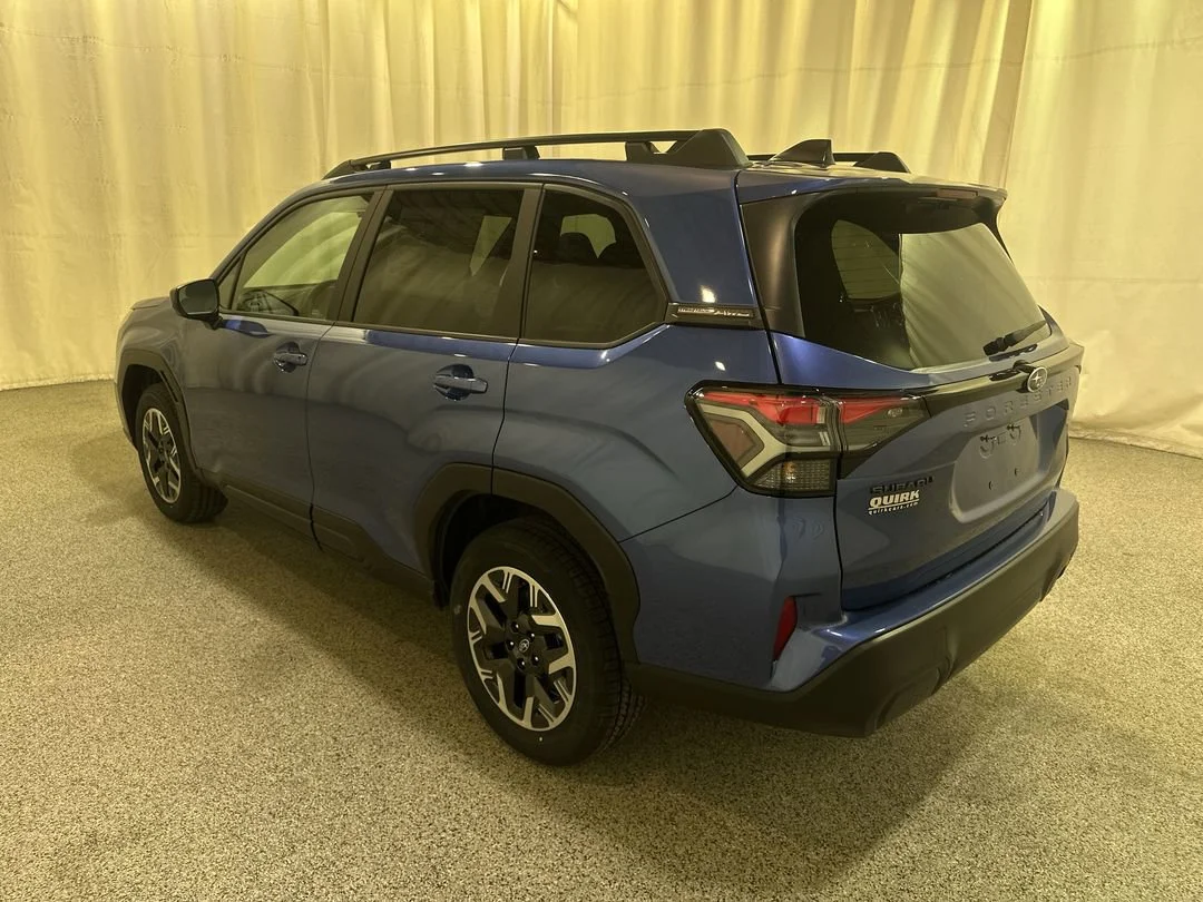 New 2026 Daybreak Blue Pearl Subaru Premium image 9