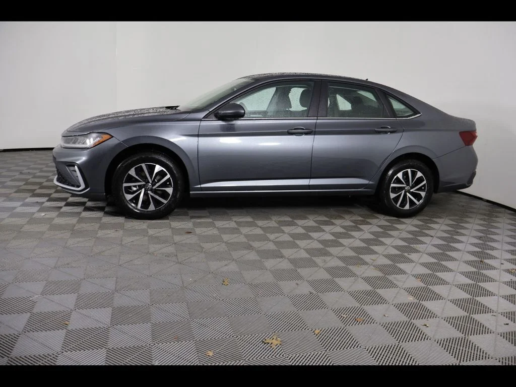 New 2026 Platinum Gray Metallic Volkswagen 1.5T S image 2