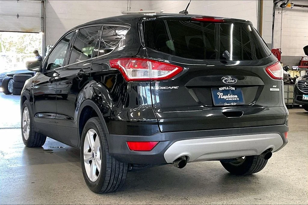 Used 2014 Black Ford SE image 10