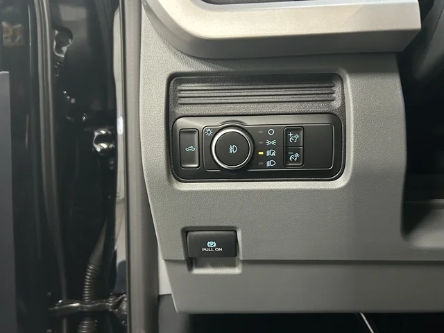 2026 Ford F-350 Super Duty XL - Photo 25