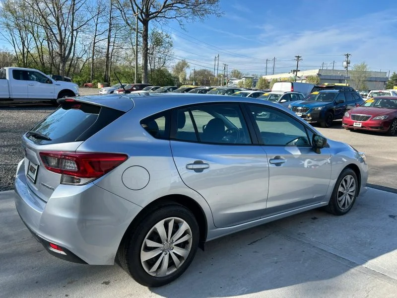 2022 Subaru Impreza Base - Photo 11