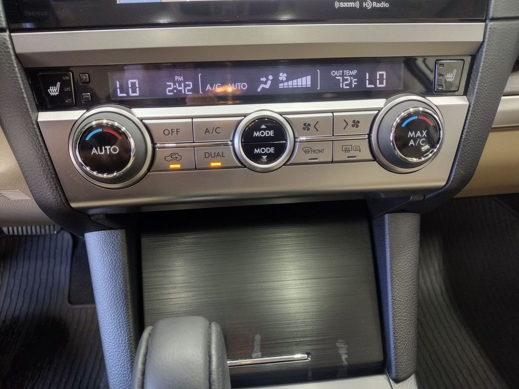 Used 2017 White Subaru 3.6R image 36