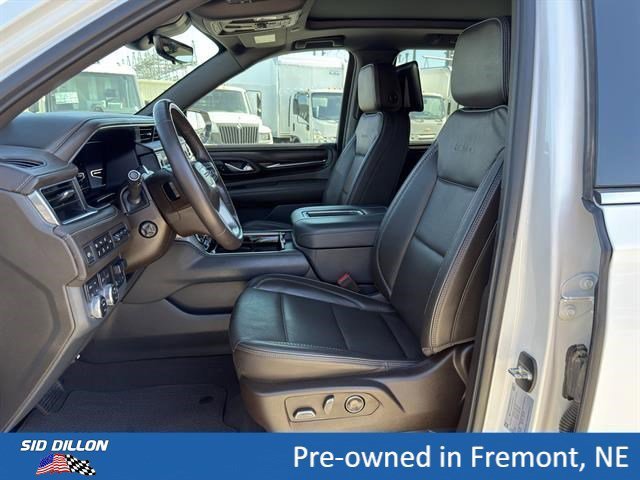 2023 GMC Yukon Denali - Photo 18