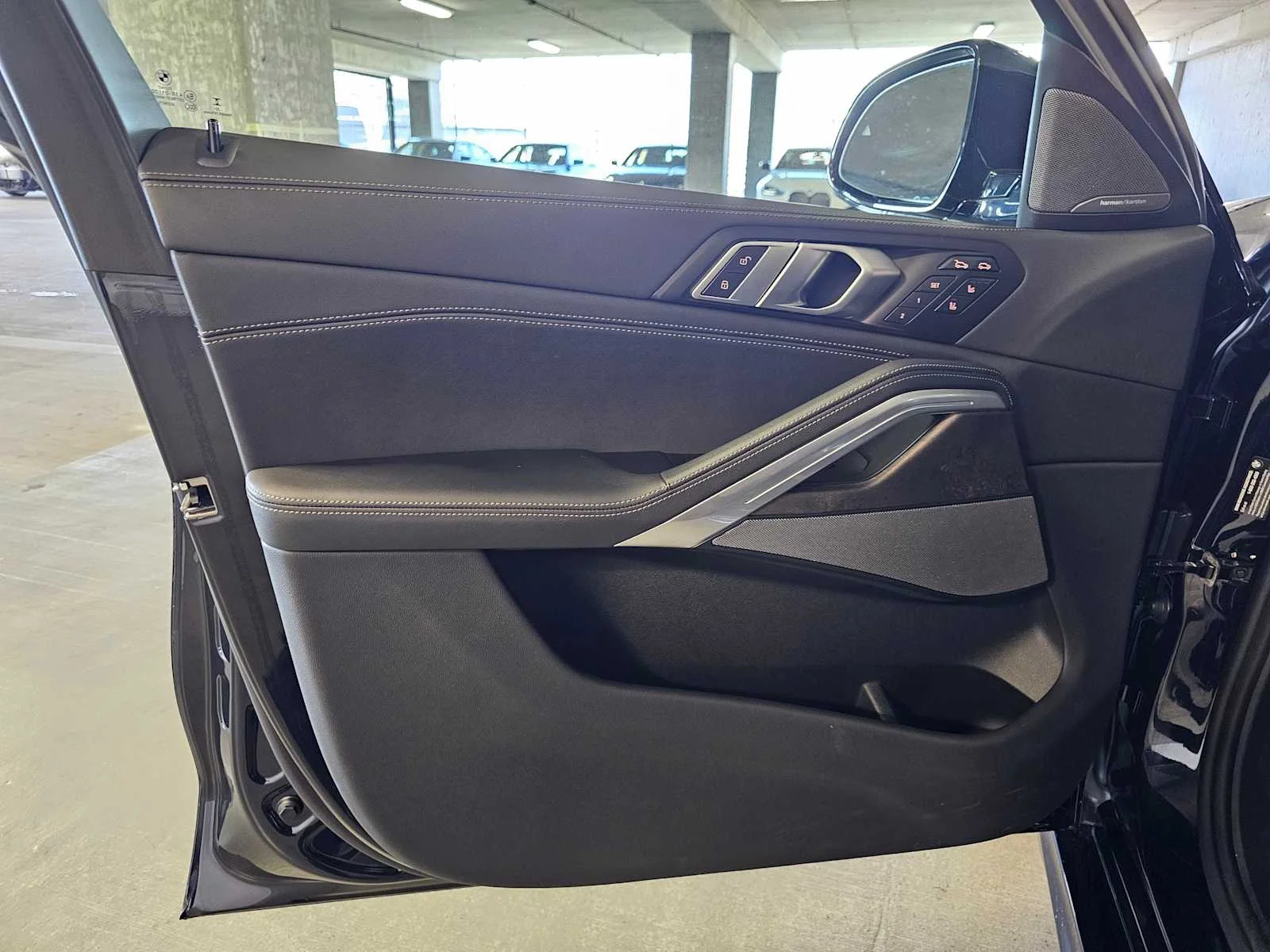 Used 2024 Carbon Black Metallic BMW xDrive40i image 20