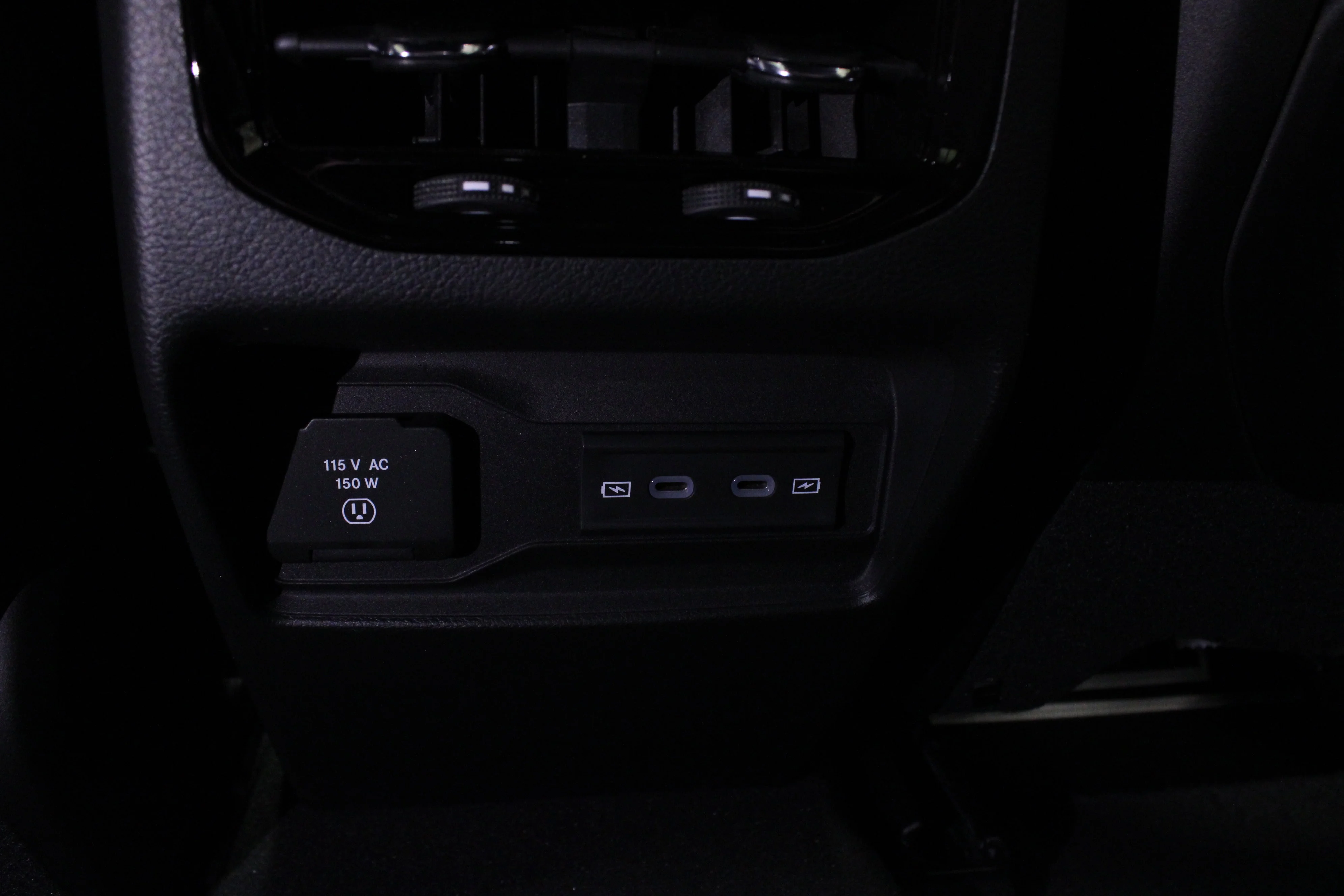 New 2026 Bright White Clearcoat Jeep Laredo Altitude image 16