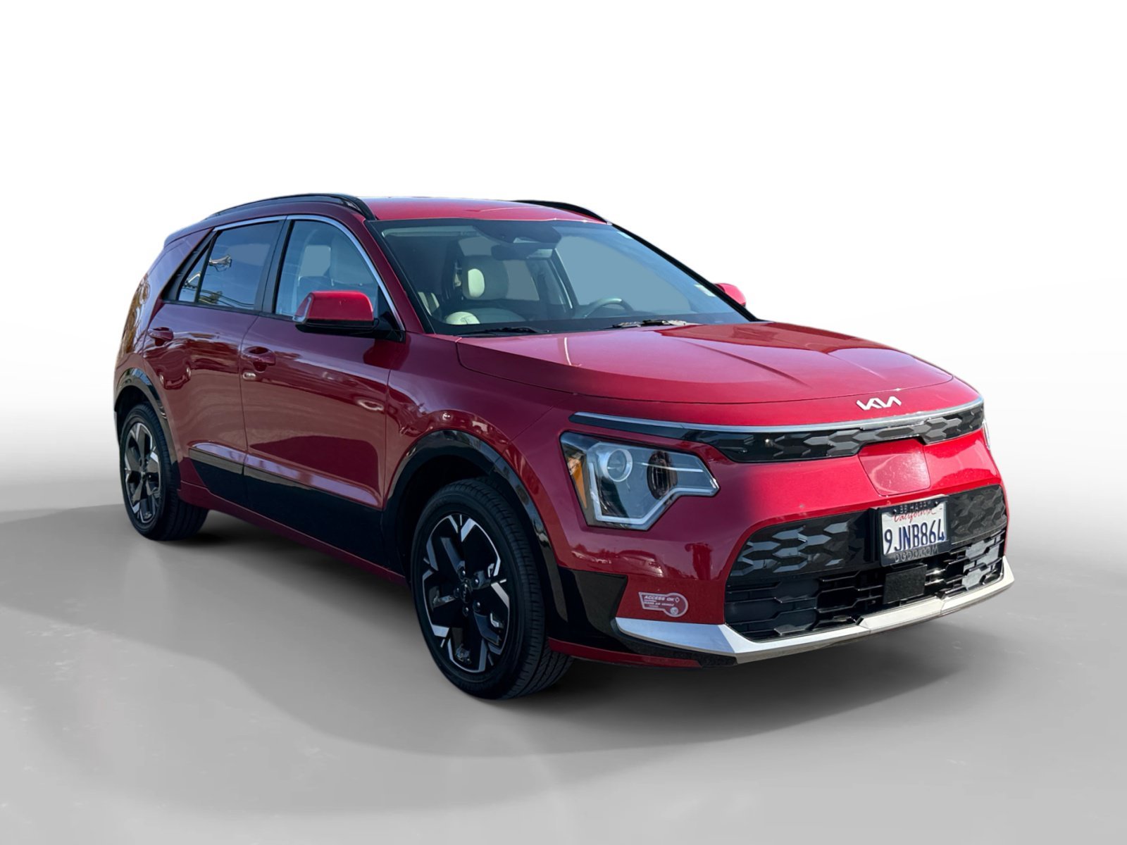 Used 2023 Red Kia Wind image 7