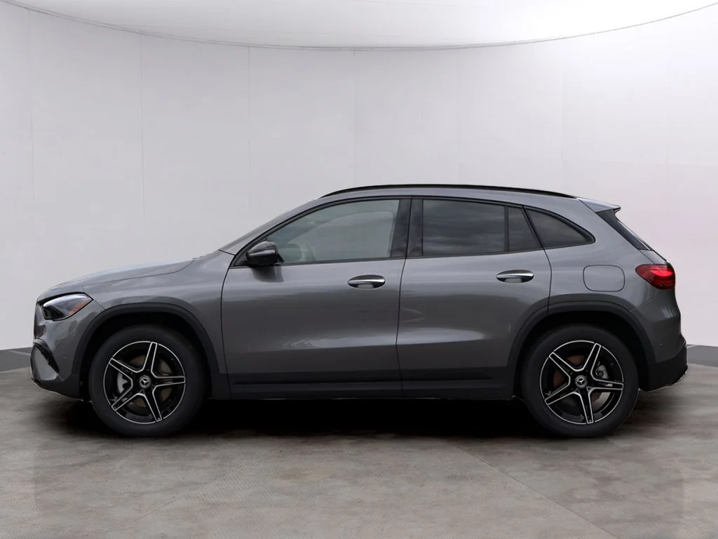 New 2026 Mountain Gray Metallic Mercedes-Benz GLA 250 image 4