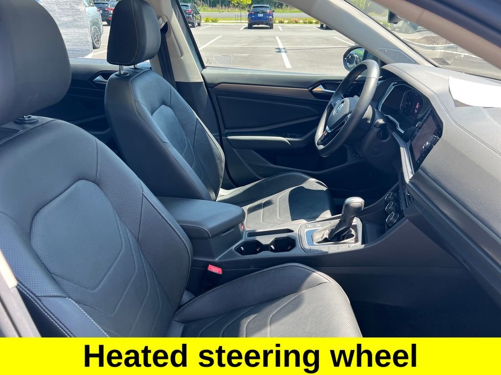 Used 2020 Gray Volkswagen SEL Premium image 30