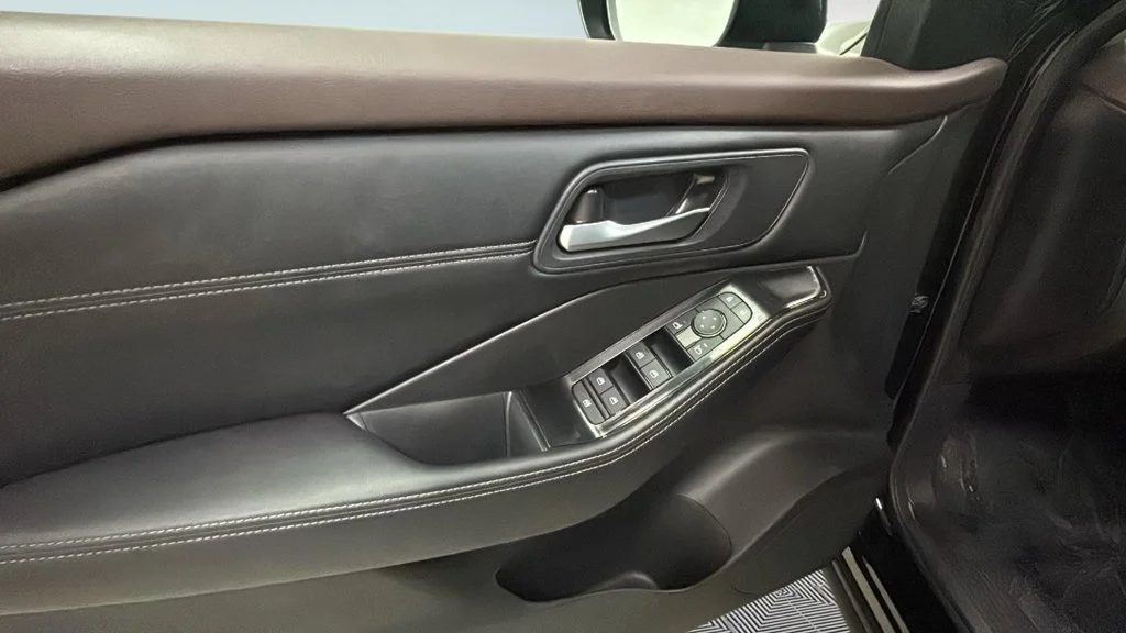 Certified Used 2023 Black Nissan SV image 17