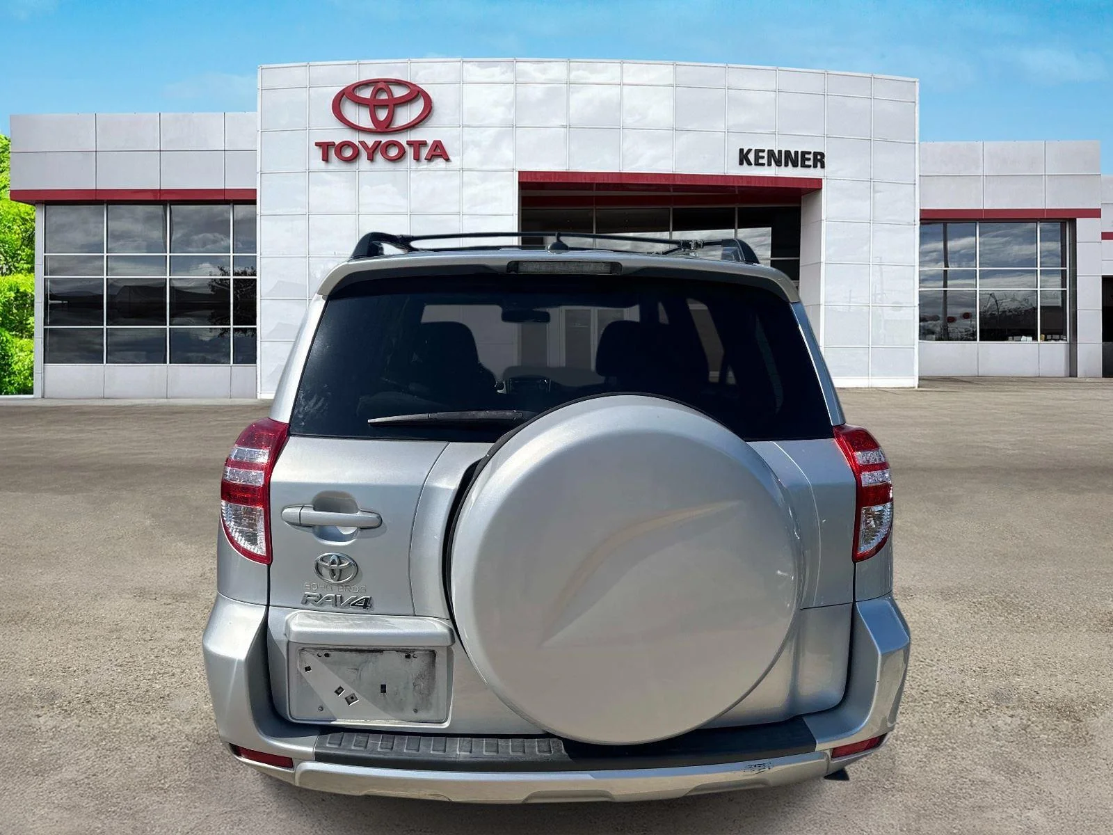 Used 2012 Classic Silver Metallic Toyota BASE image 6