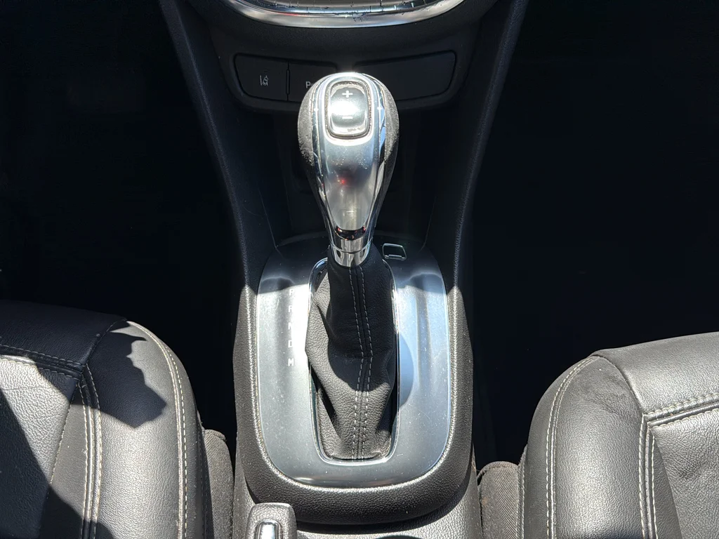 Used 2015 White Buick Premium image 15