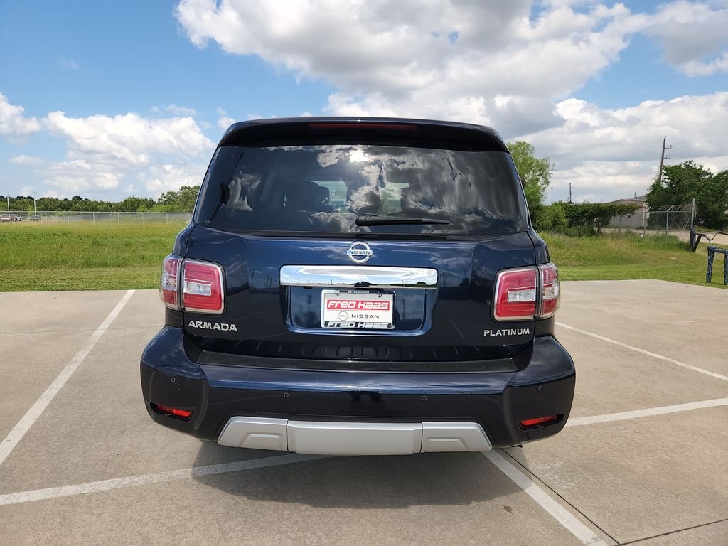 Used 2018 Blue Nissan Platinum image 6