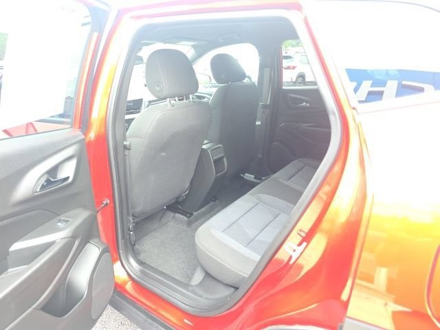 Used 2024 Cayenne Orange Metallic Chevrolet 1RS image 25