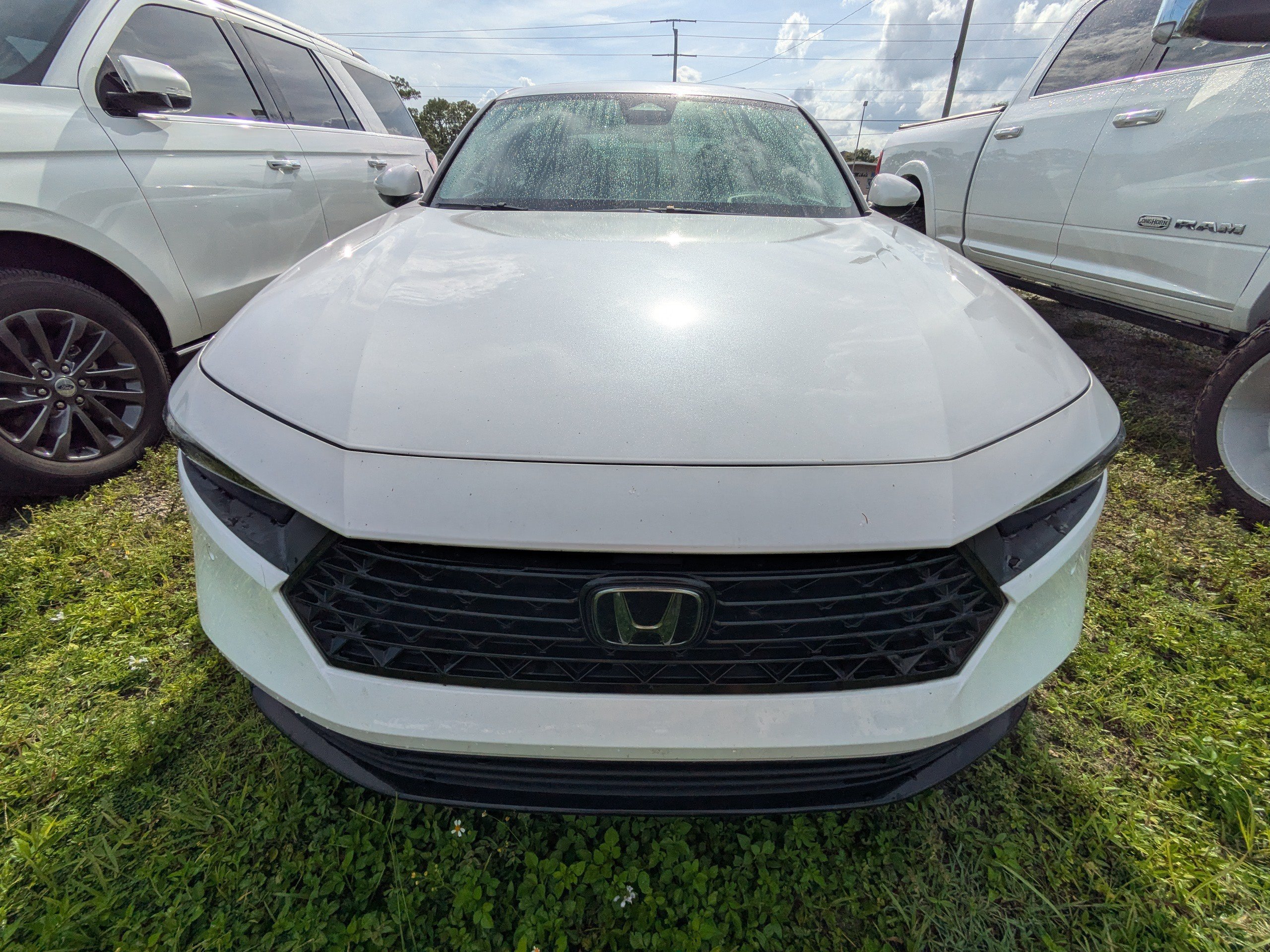 Used 2023  Honda Touring image 3